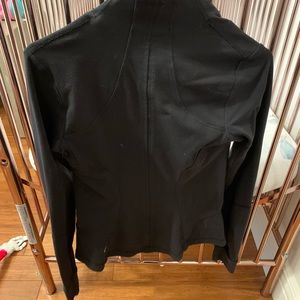 Lululemon Define Jacket
Luon